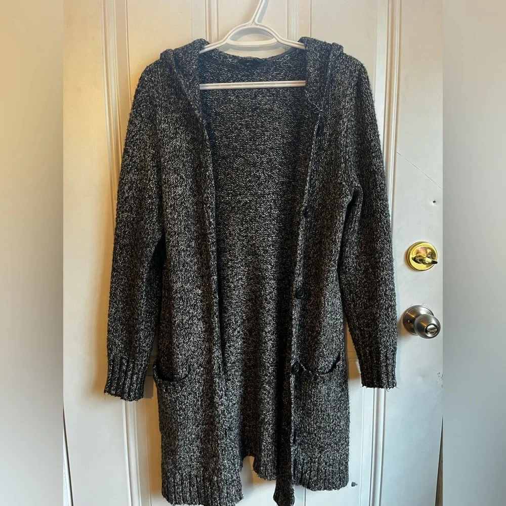 George | Cardigan - Picture 2 of 11
